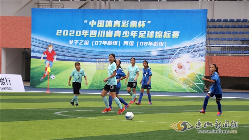 巴萨vs法兰克福：亚马尔、莱万、拉菲尼亚首发，特狮替补（巴萨战法兰克福：亚马尔、莱万、拉菲尼亚先发，特狮替补待命）