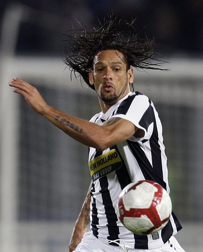 里程碑！字母哥生涯总得分来到21000分（字母哥生涯总得分突破21000分大关）