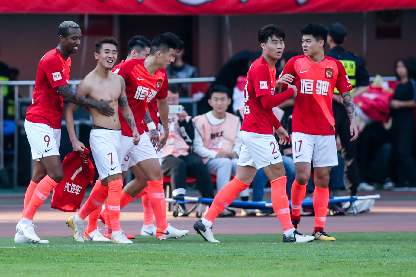 队报：吉达联合打算在世界杯后招募德尚，后者不排除执教可能