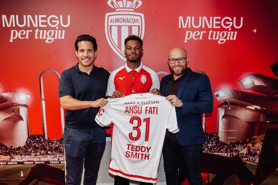 战术失误，换人错误，临场指挥太差！袁志执教水平急需提高（战术失策、用人失当、临场指挥欠佳，袁志执教水平亟需提升）